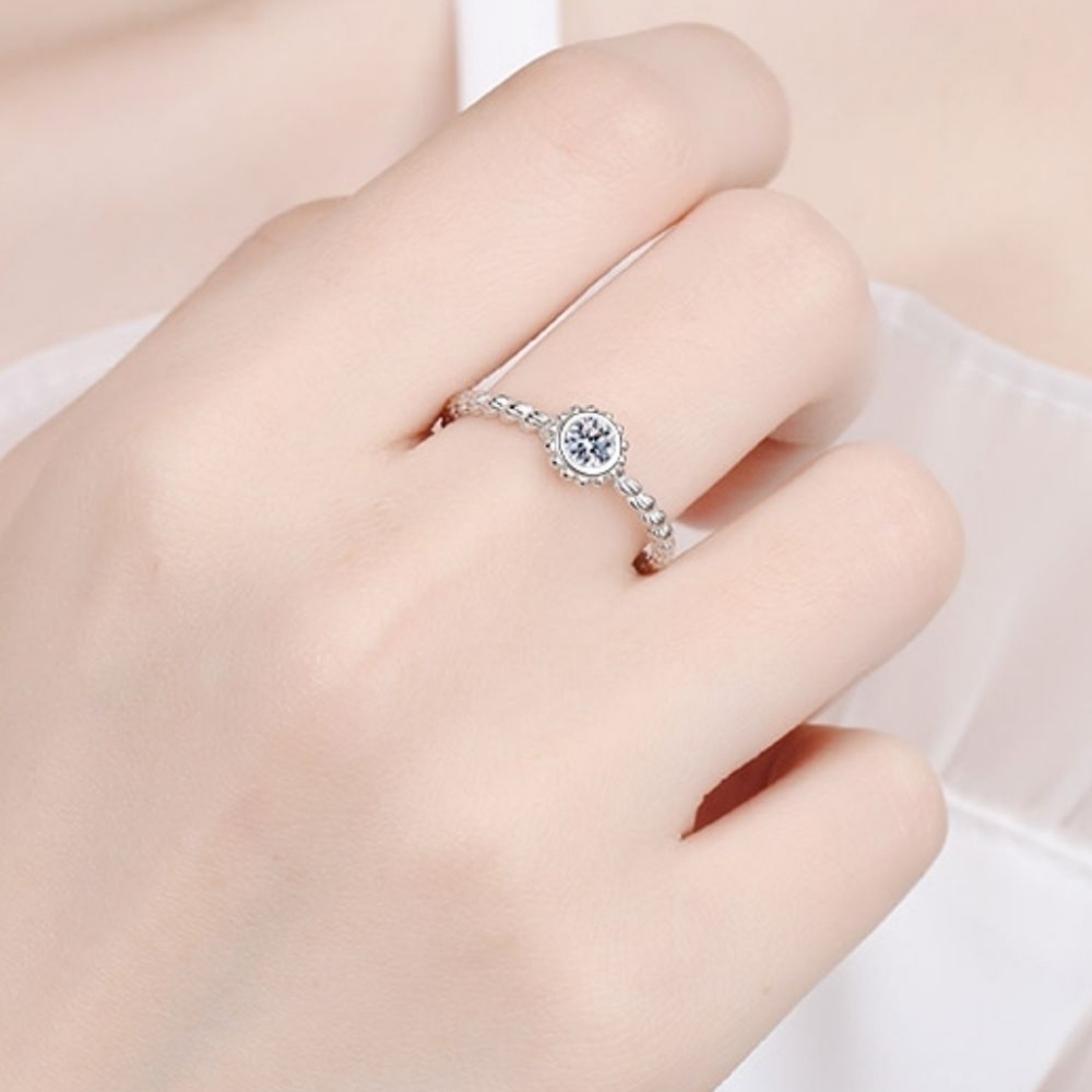 GRA Certified .3CT Moissanite Rhodium White Gold Plated 925 Ring Dainty New